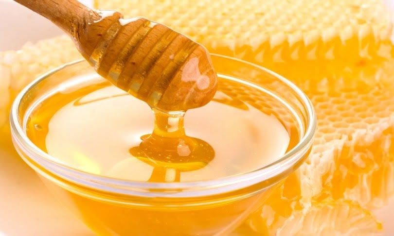 8 bí quyết làm đẹp tự nhiên siêu hay từ mật ong